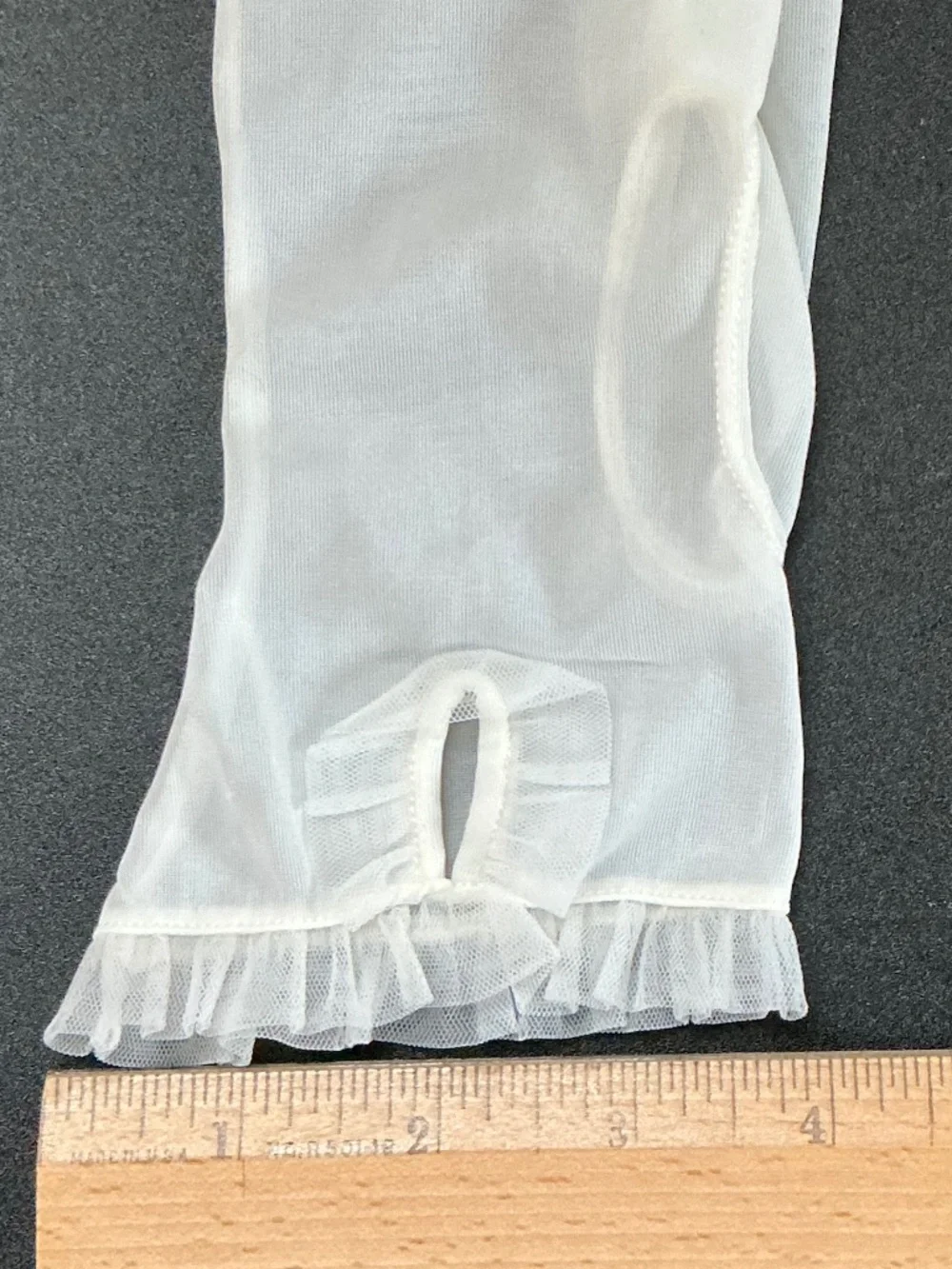 VTG 1950s Kayser Sheer Nylon Dress Gloves Ruffle Keyhole Cuff Size 7 Coquette